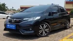 Keunggulan Honda Jazz salah satu mobil hatchback yang sangat populer